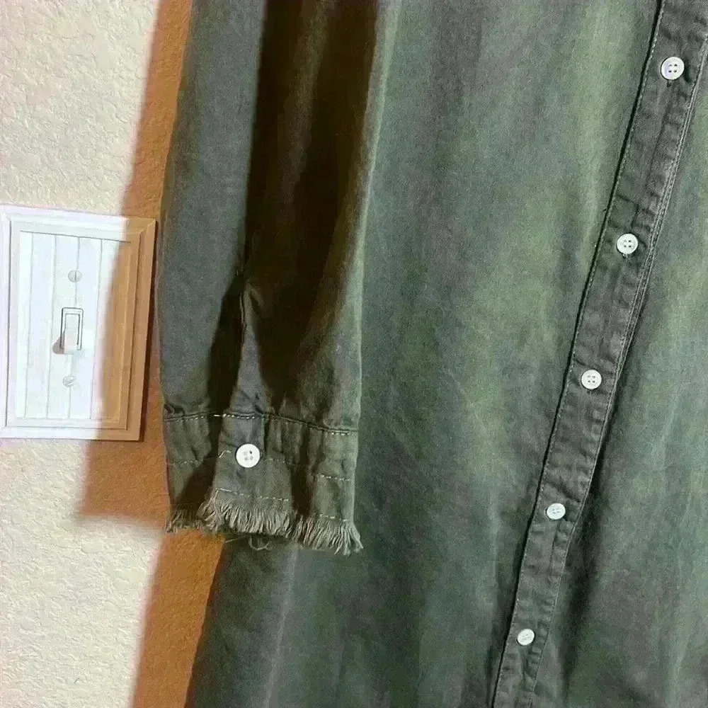 Zilcremo button down shirt with whiskering size xl like new - Picture 3 of 6